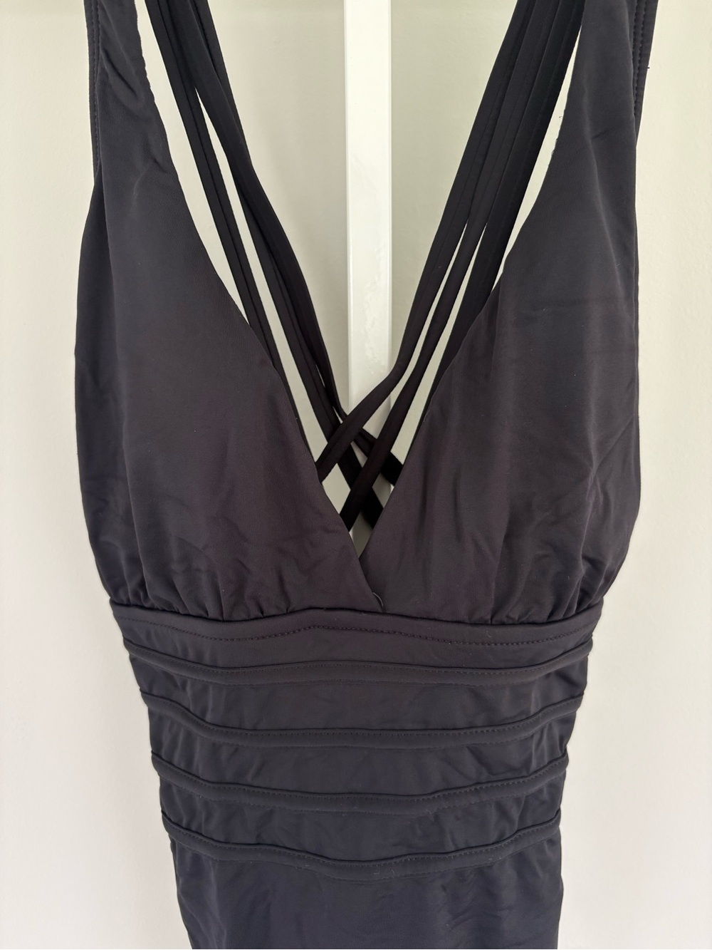 La Blanca Island Goddess Strappy Back One Piece Swimsuit Black Size L - Picture 3 of 6